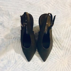 *Comfortable* New Look Heels 👠. 🌈